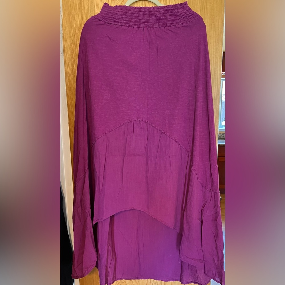Michael Star magenta hi/low skirt
